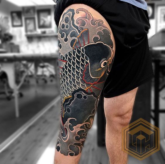 tattoo cá chép đen quyền lực phong cách Nhật Bản