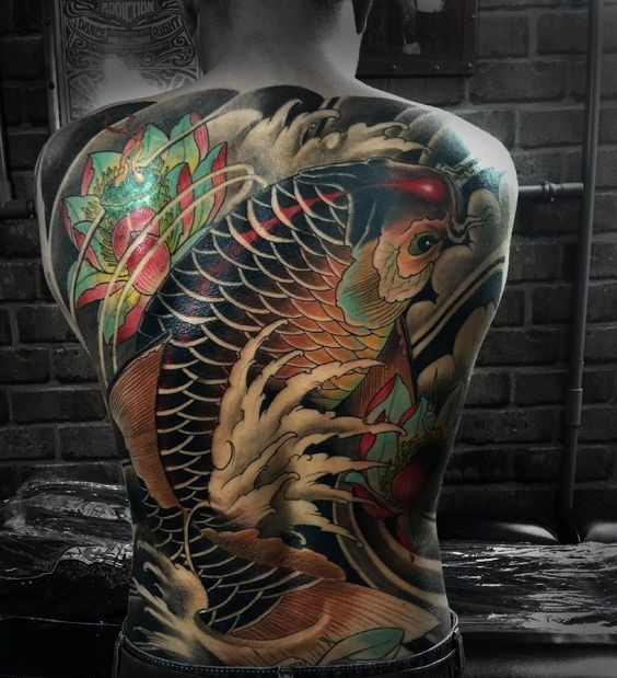 tattoo cá chép nhật cổ quyền lực cho khách