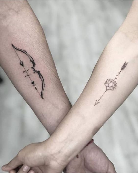 kiểu tattoo cung và dây cung nghệ thuật mang ý nghĩa là của nhau