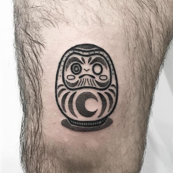 mẫu xăm hình daruma siêu dễ thương và nổi bật