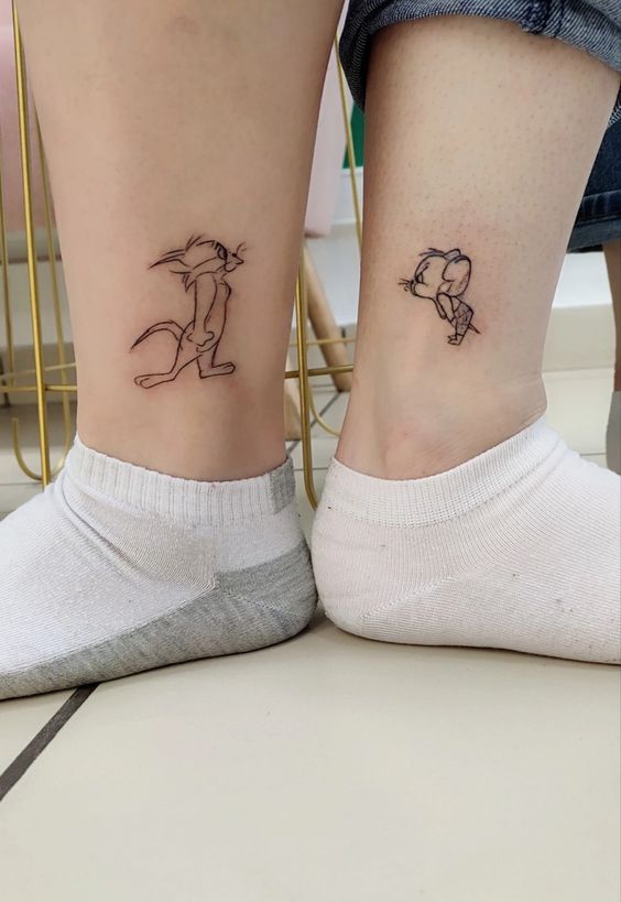 tatto hình Tom và Jerry cho đôi bạn tinh nghịch