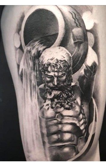 tattoo người mang nước đơn sắc