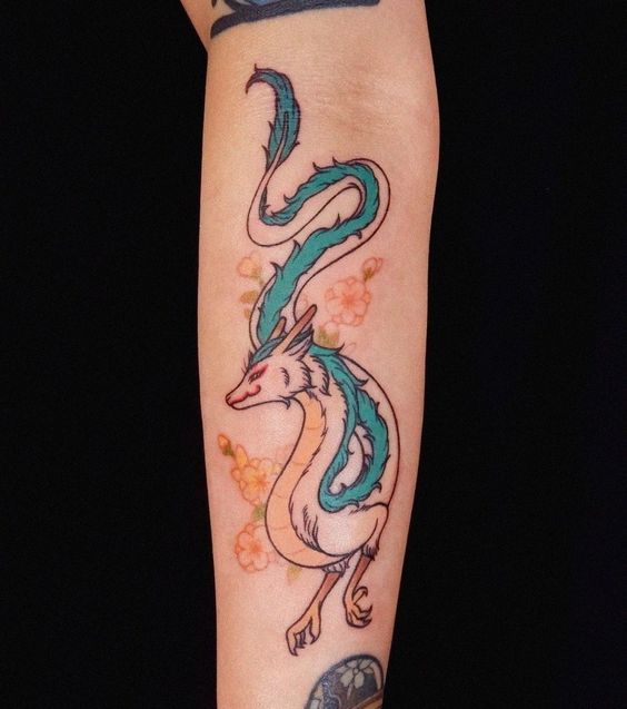 tattoo rồng haku ở cẳng tay