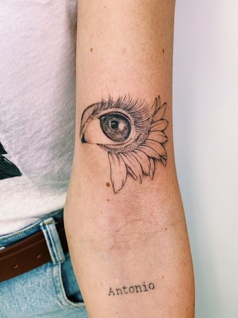 hình xăm con mắt họa tiết độc đáo
