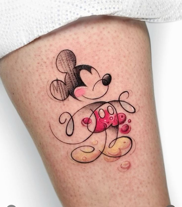 hình xăm mini mickey màu sắc