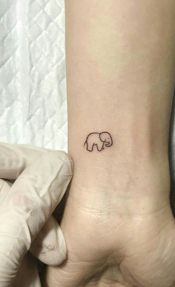 tattoo bé voi siêu đơn giản