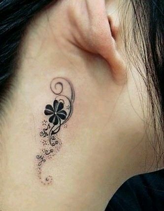 tattoo cỏ 4 lá size mini phong cách độc đáo