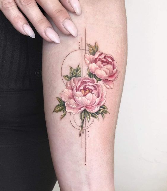 tattoo hoa mẫu đơn mini bồng bềnh