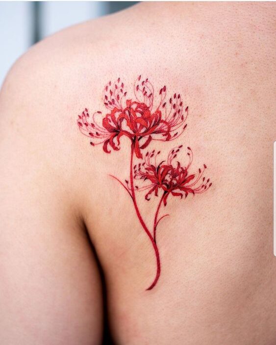 tattoo mini hoa bỉ ngạn đỏ đáng yêu