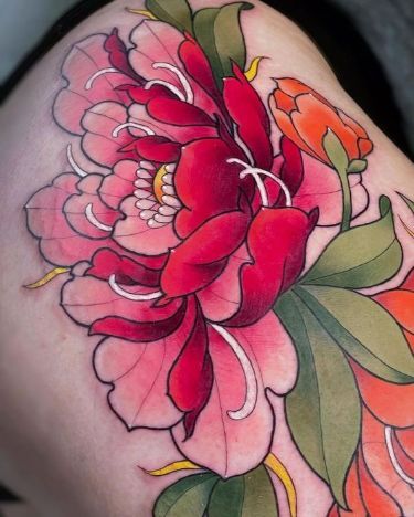 tattoo mini hoa mẫu đơn gợi cảm