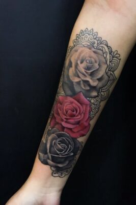 Hình xăm ba bông hồng