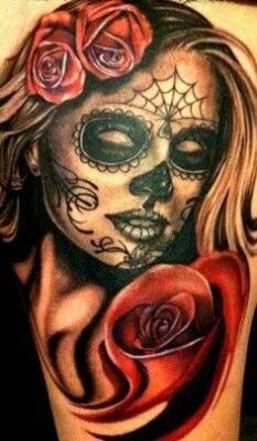 Hình xăm hoa quyến rũ