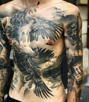 cực nghệ với mẫu xăm full phía trước này