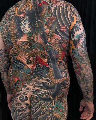 đầy nghệ thuật với mẫu hình xăm full mình