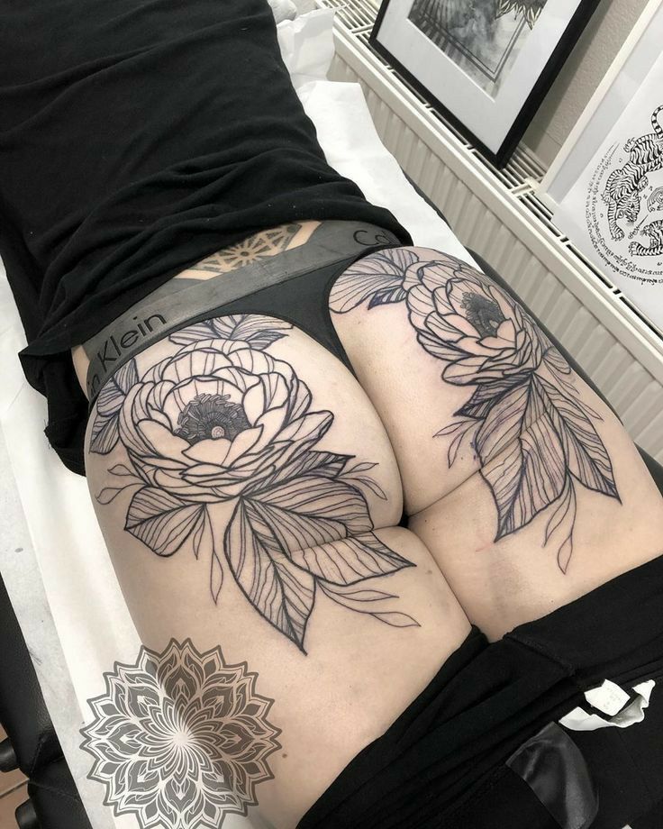 hình xăm bông hoa ở vị trí đẹp