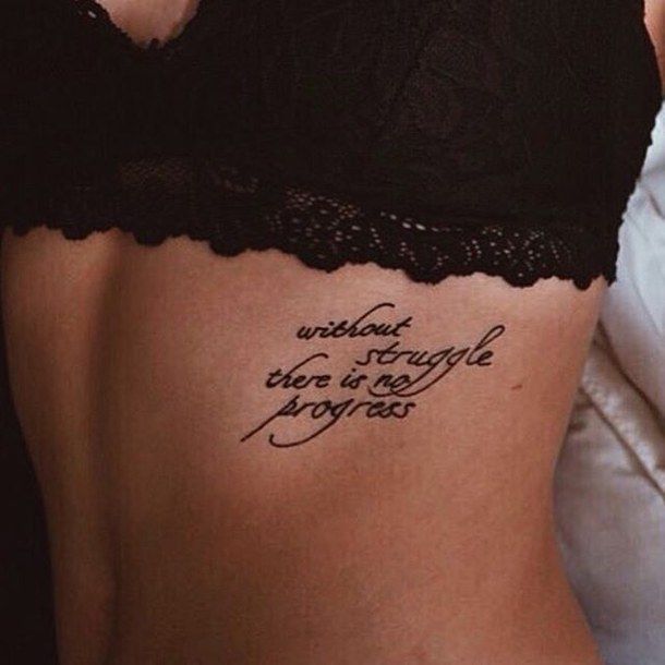 hình xăm chữ đẹp ở mạn sườn