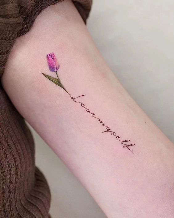 hình xăm chữ với nghĩa yêu bản thân