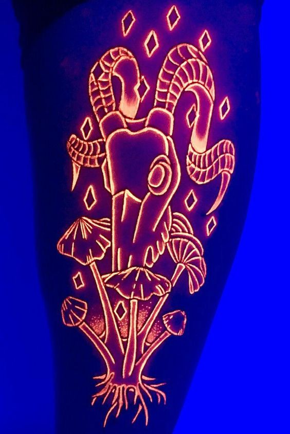 hình xăm dạ quang theo cung hoàng đạo