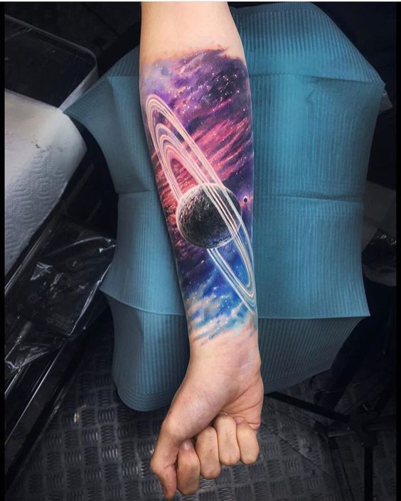 hình xăm hành tinh xanh tím cực đẹp