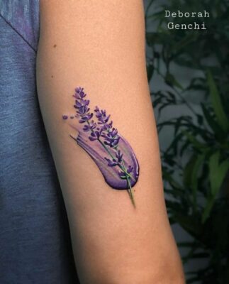 hình xăm hoa lavender kèm nền tím