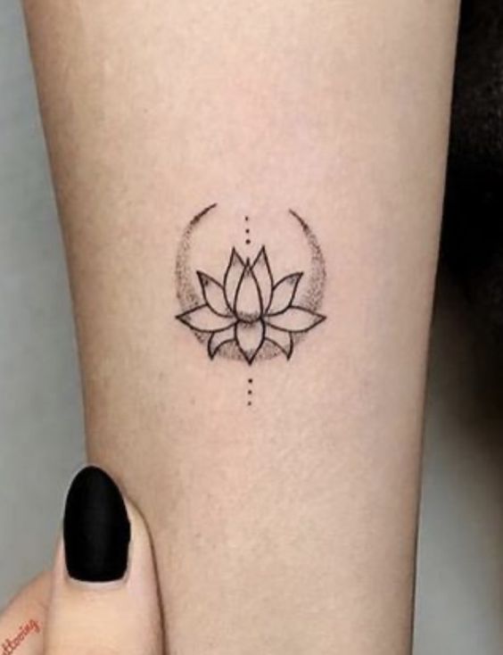 hình xăm hoa sen cực chất