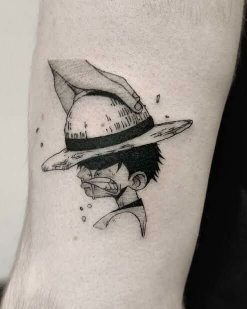 hình xăm luffy đang khóc