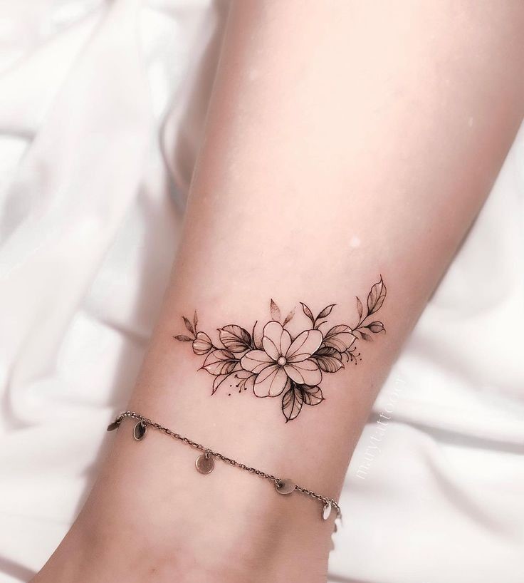 tattoo mắt cá chân cho nữ phong cách basic