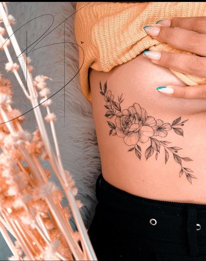 hình xăm ở mạn sườn cho người mới