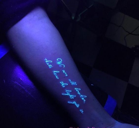 hình xăm slogan ý nghĩa