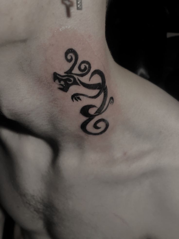 hình xăm thể hiện bản lĩnh hình xăm thể hiện bản lĩnh