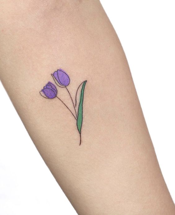 hình xăm tulip tím
