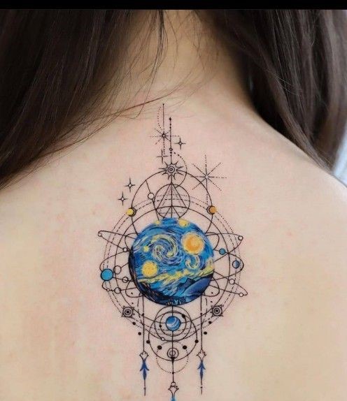 hoàn thiện hình xăm trái đất trừu tượng cho khách