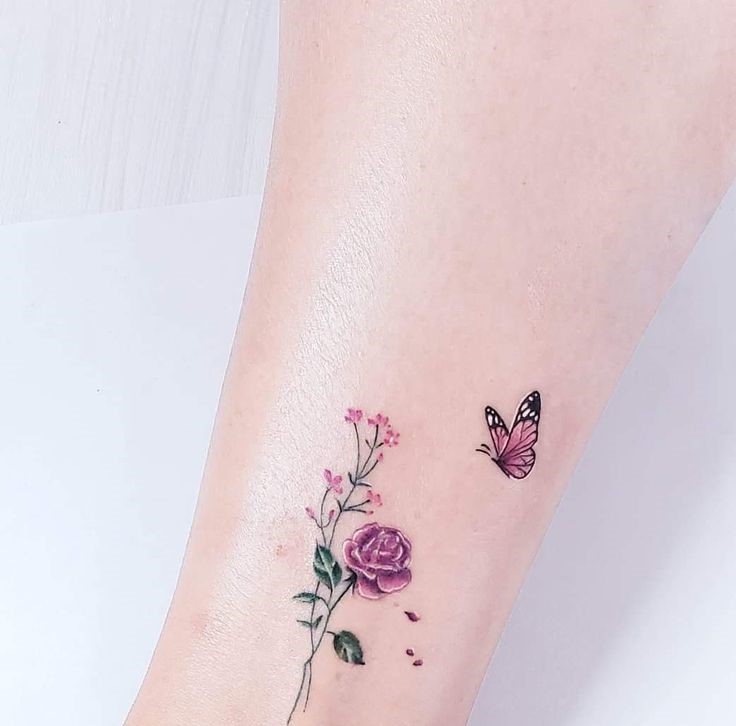 mẫu tattoo cành hoa và bướm sinh động