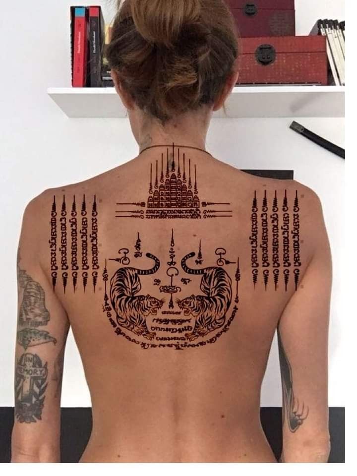 mẫu tattoo chữ khmer phía sau lưng