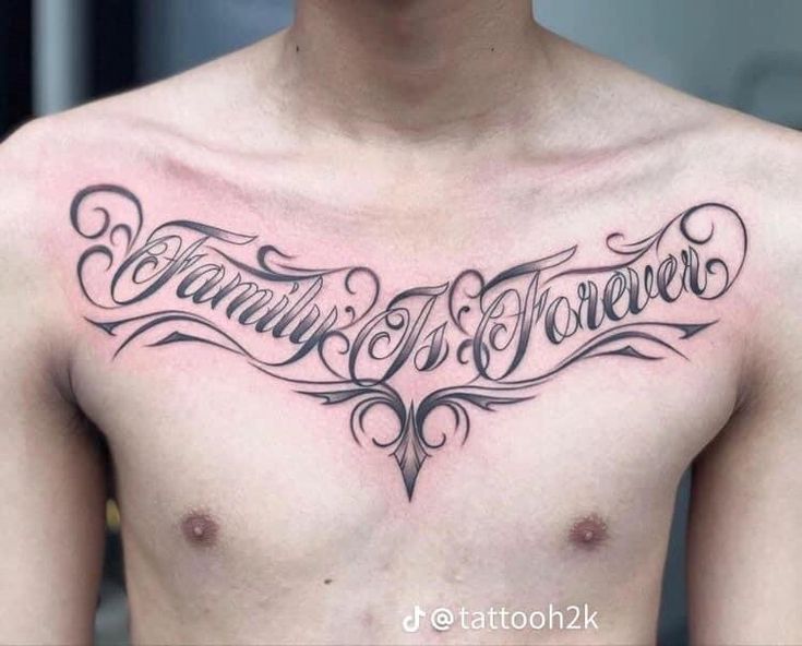 mẫu tattoo chữ ý nghĩa trước ngực