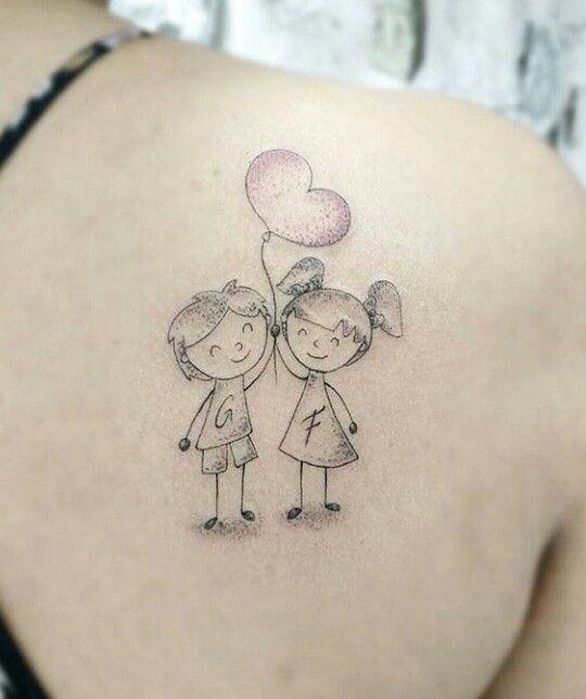 mẫu tattoo gia đình với hai chị em cực dễ thương