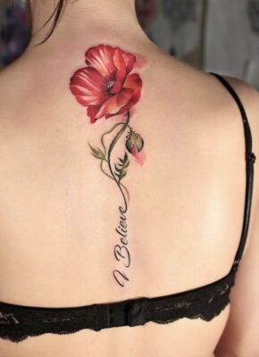 mẫu tattoo hoa và chữ ý nghĩa sau lưng