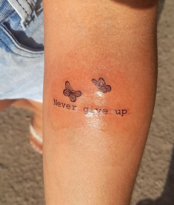 mẫu tattoo never give up mini