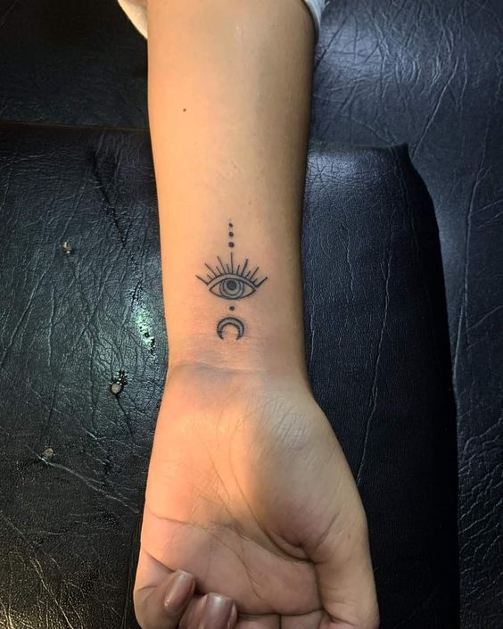 mẫu tattoo nghệ thuật hình con mắt