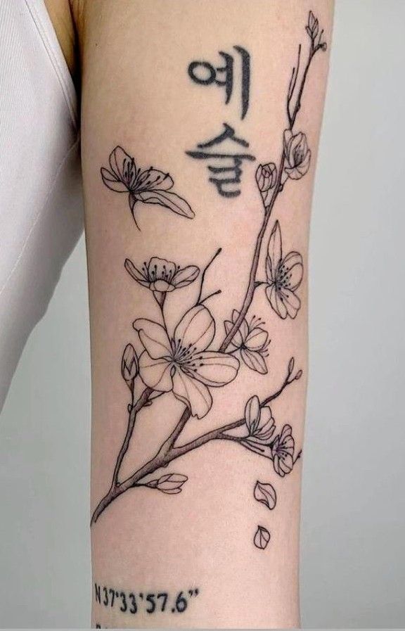 mẫu tattoo nghệ thuật hoa và chữ hàn quốc cực đẹp