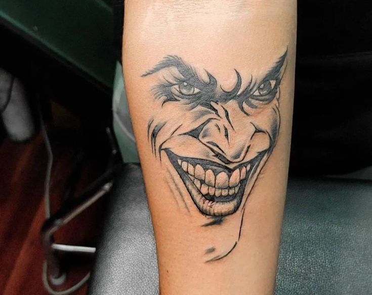 mẫu tattoo nụ cười của joker mẫu tattoo nụ cười của joker