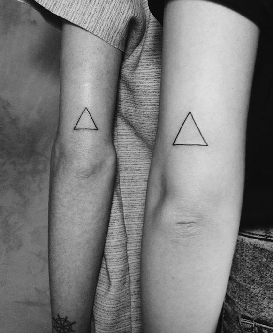 mẫu xăm cực đơn giản cho các cặp đôi