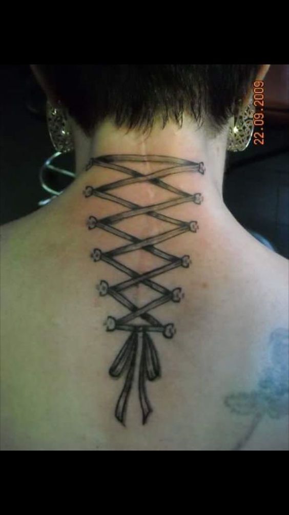 mẫu xăm hình che sẹo sau cổ