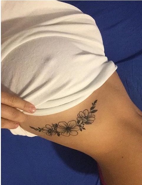 mẫu xăm lôi cuốn đối với nữ