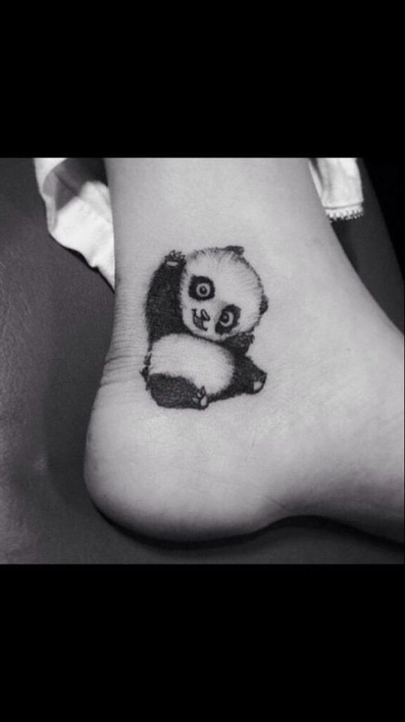 panda mini ở gót chân panda mini ở gót chân