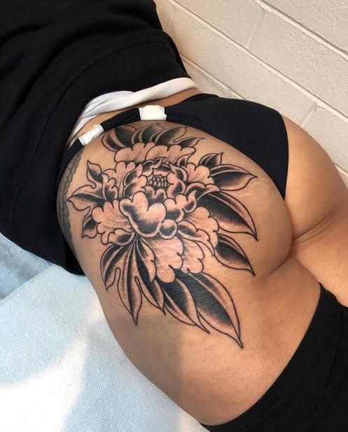 tattoo full mông