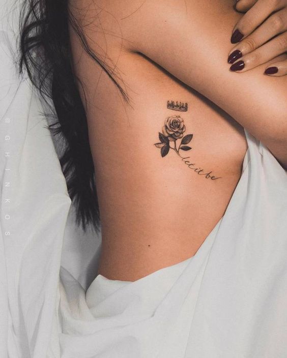 tatto hoa hồng đen mini kín đáo cực kỳ đẹp