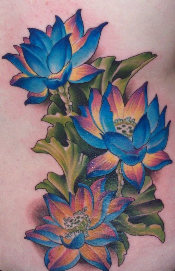 tatto hoa sen màu xanh cực chất cho khách