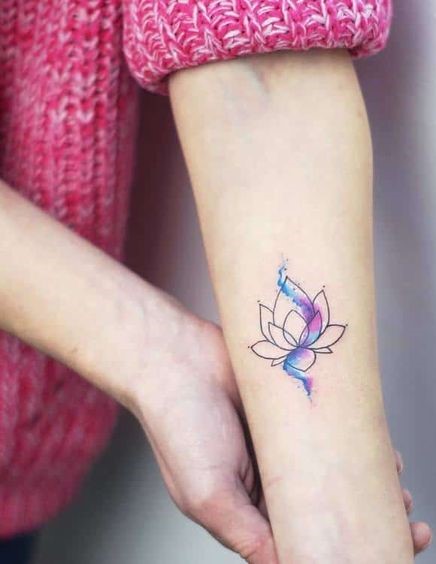 tatto hoa sen phong thủy