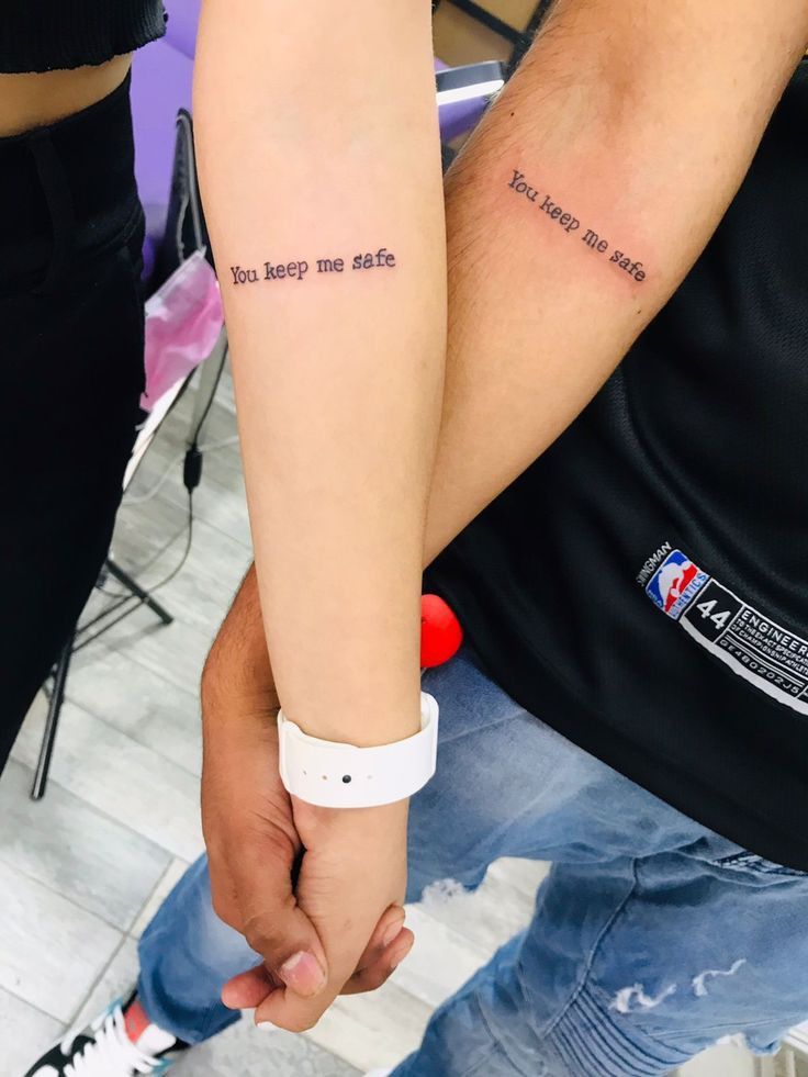 tattoo chữ ở cẳng tay cho couple